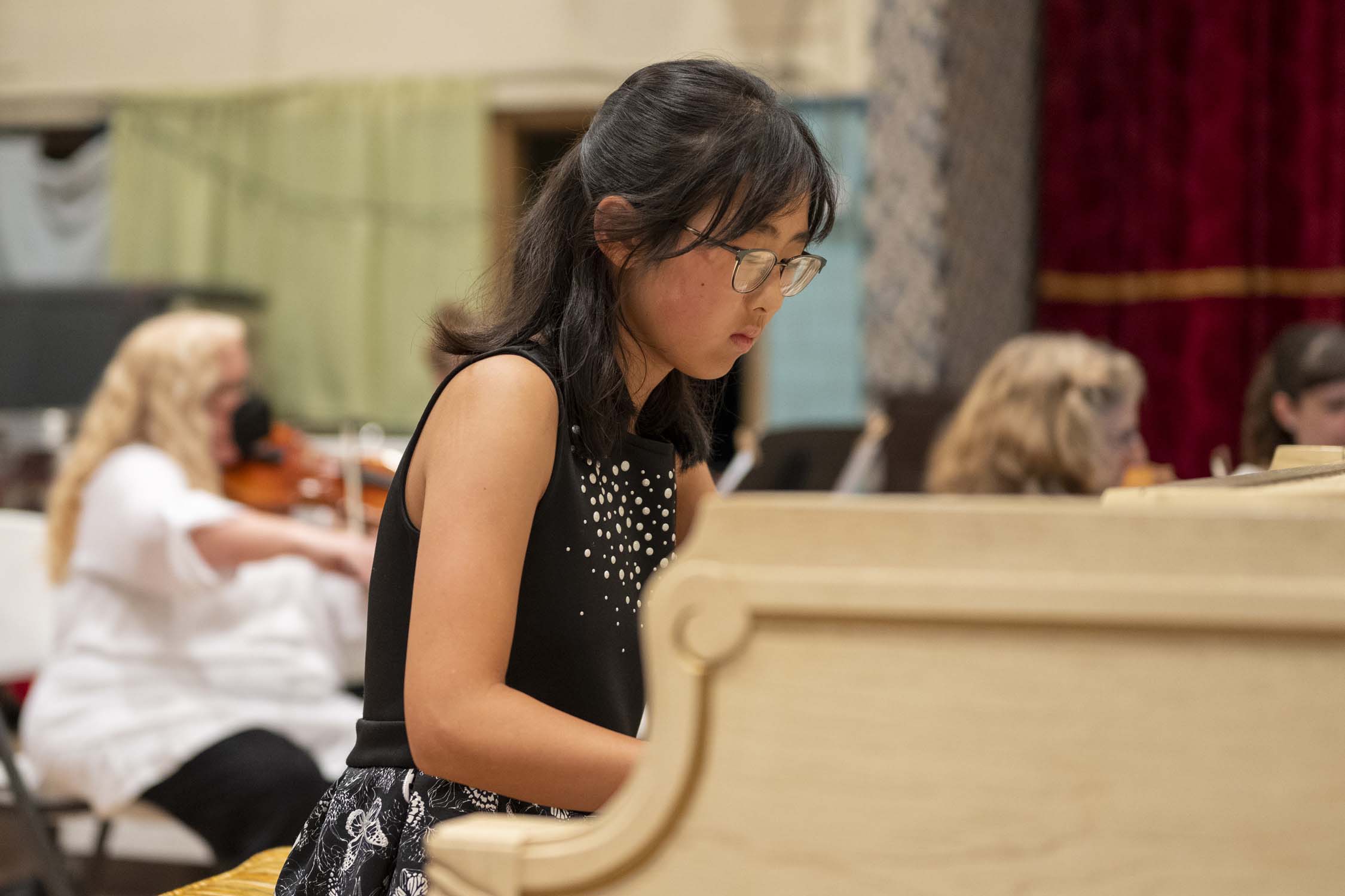 Group Piano Lessons in Ohio – Learn Together, Grow Musically